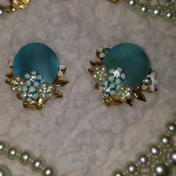 Vintage 1950's unsigned Parure Miriam Haskell Set - Picture 3 of 6